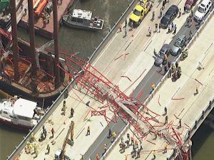 Tappan Zee Crane Collapse Photo Cred ABC 7 NY